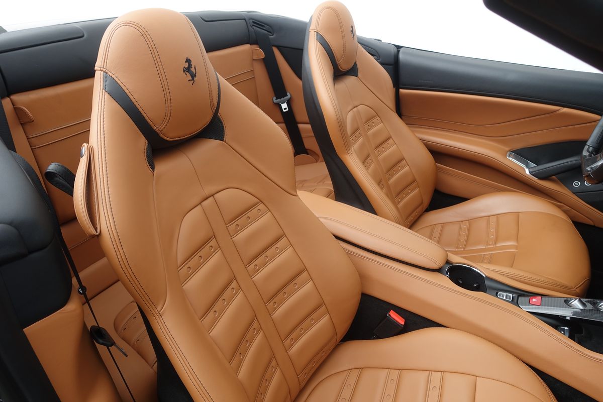 Ferrari California T