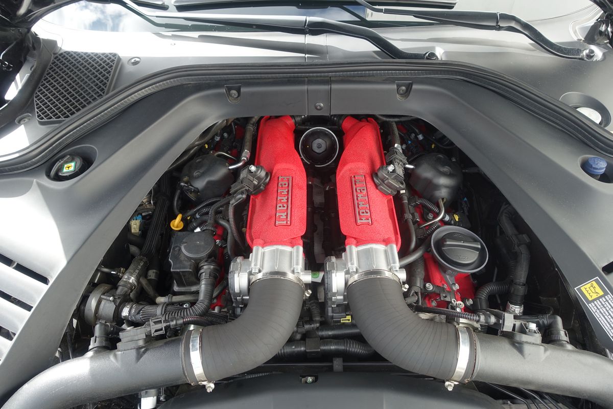 Ferrari California T