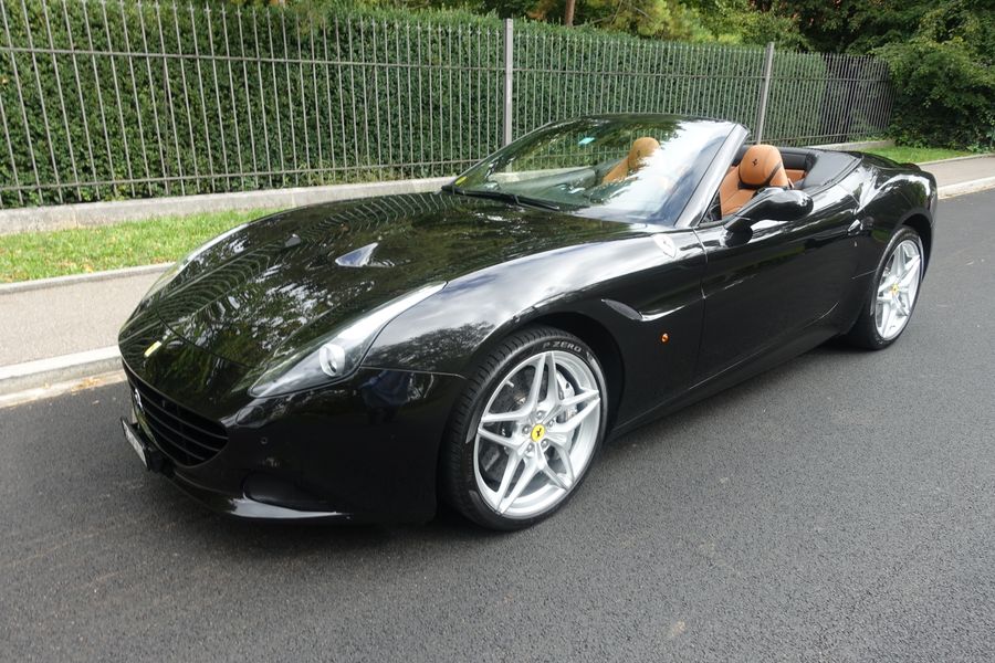 /en/stock/previously-sold/details/ferrari-california-t/147