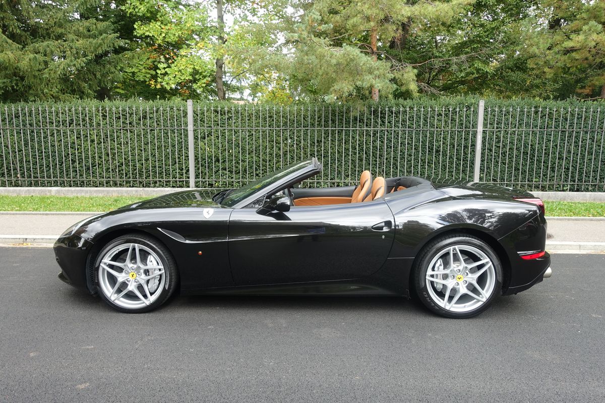 Ferrari California T