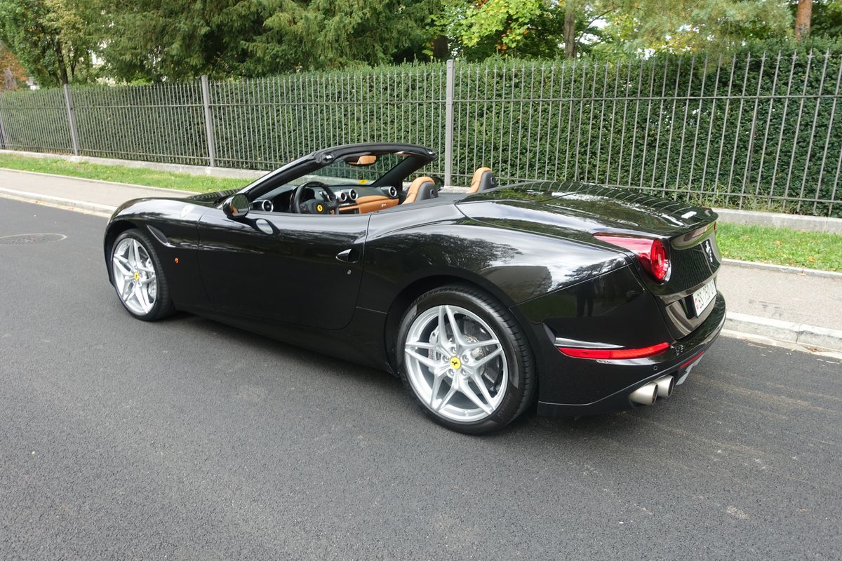 Ferrari California T