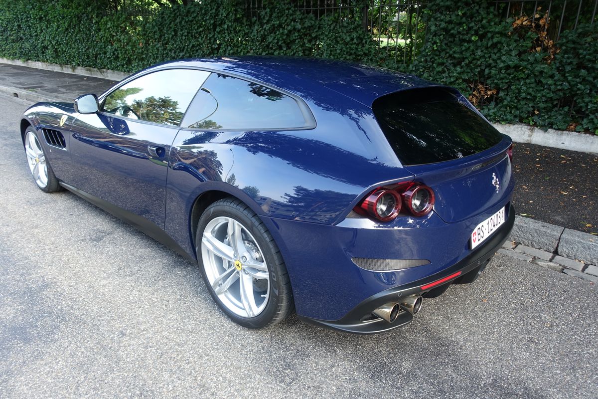 Ferrari GTC4 Lusso