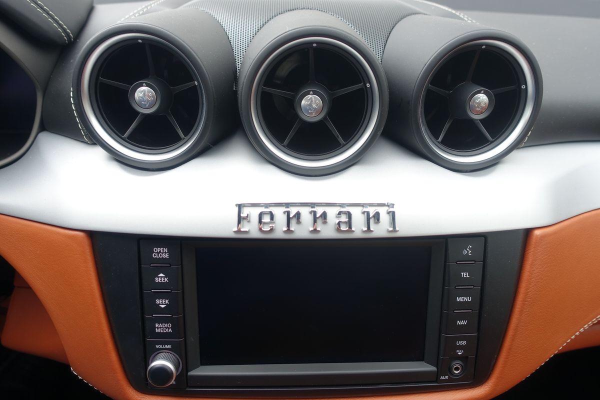 Ferrari FF