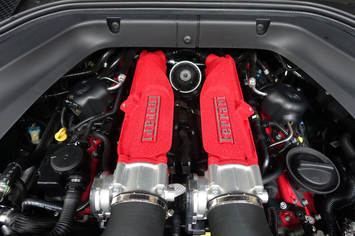 Ferrari California T