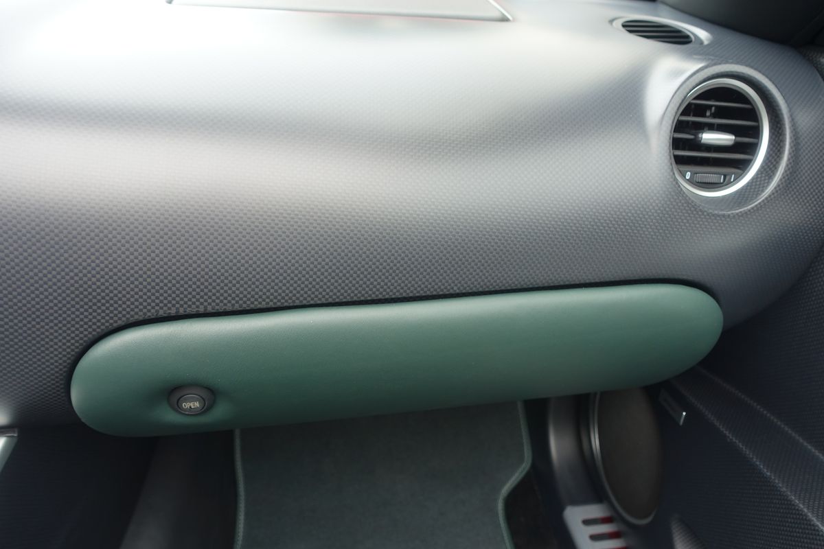 Touring Superleggera Disco Volante Spyder