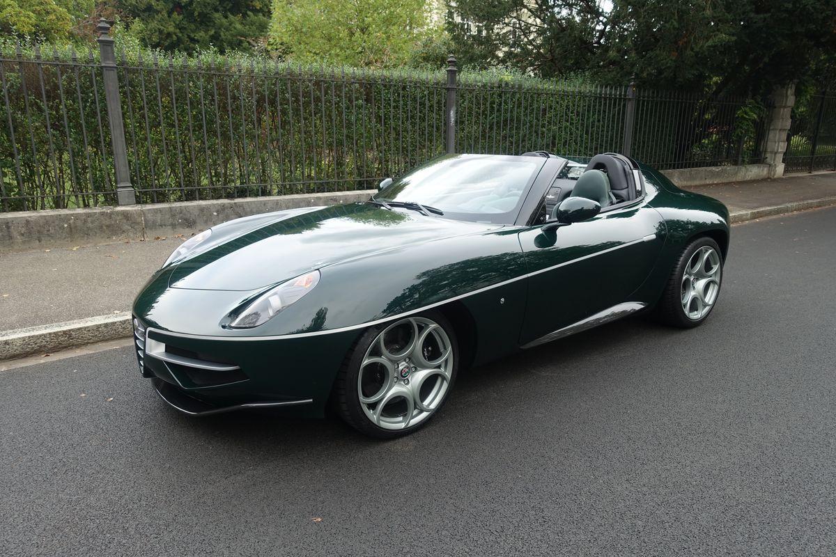 Touring Superleggera Disco Volante Spyder