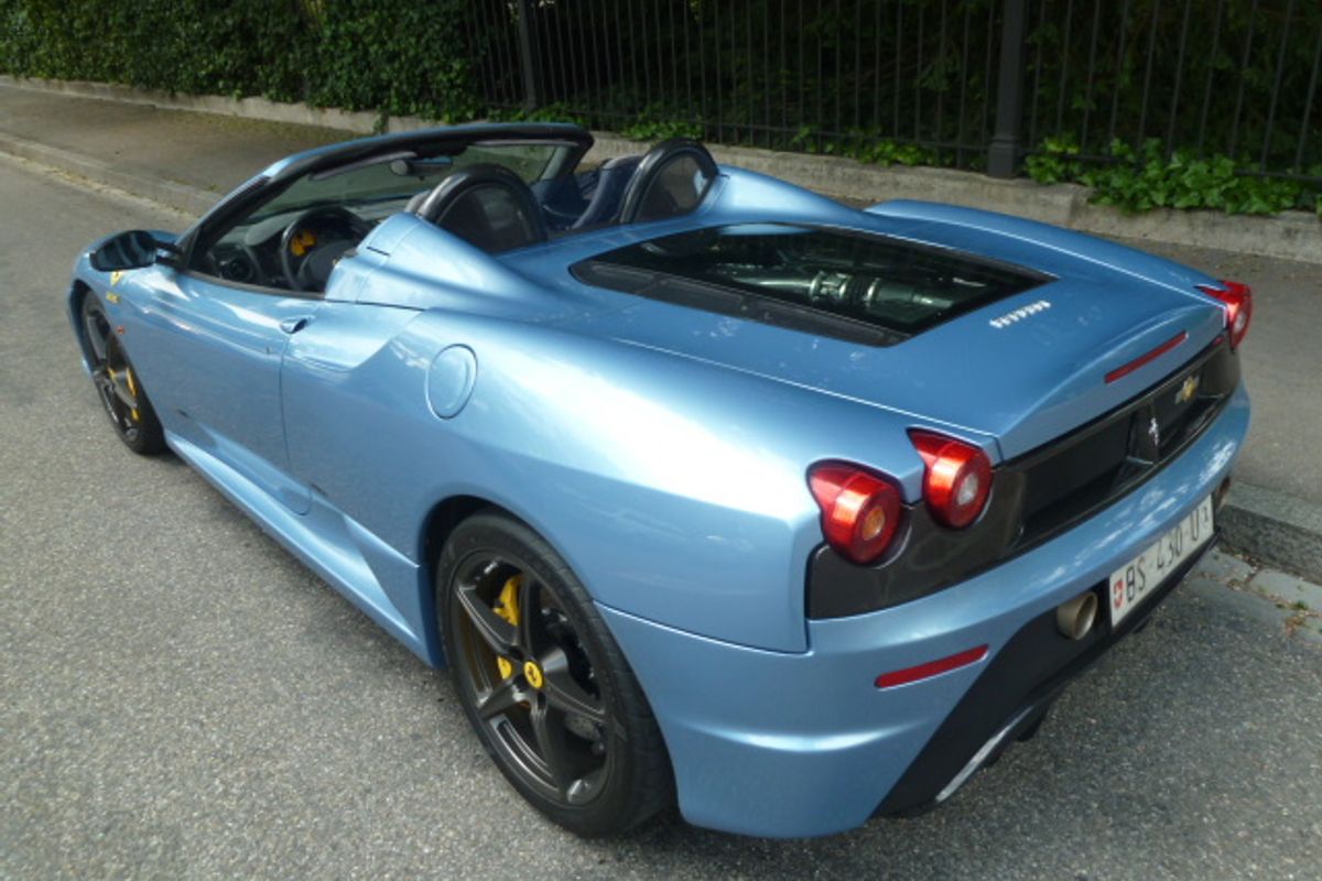 Ferrari 430 Scuderia Spider 16M