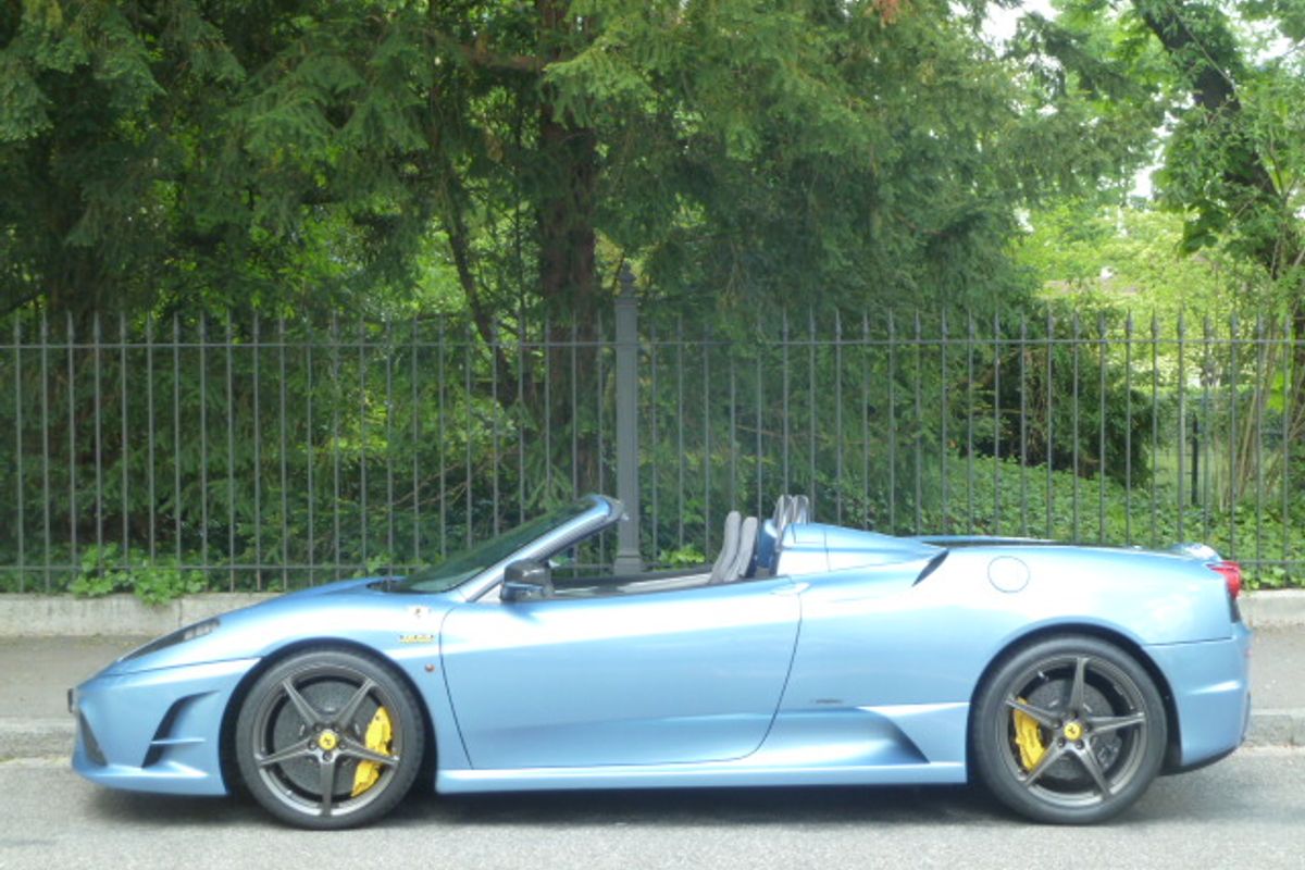 Ferrari 430 Scuderia Spider 16M