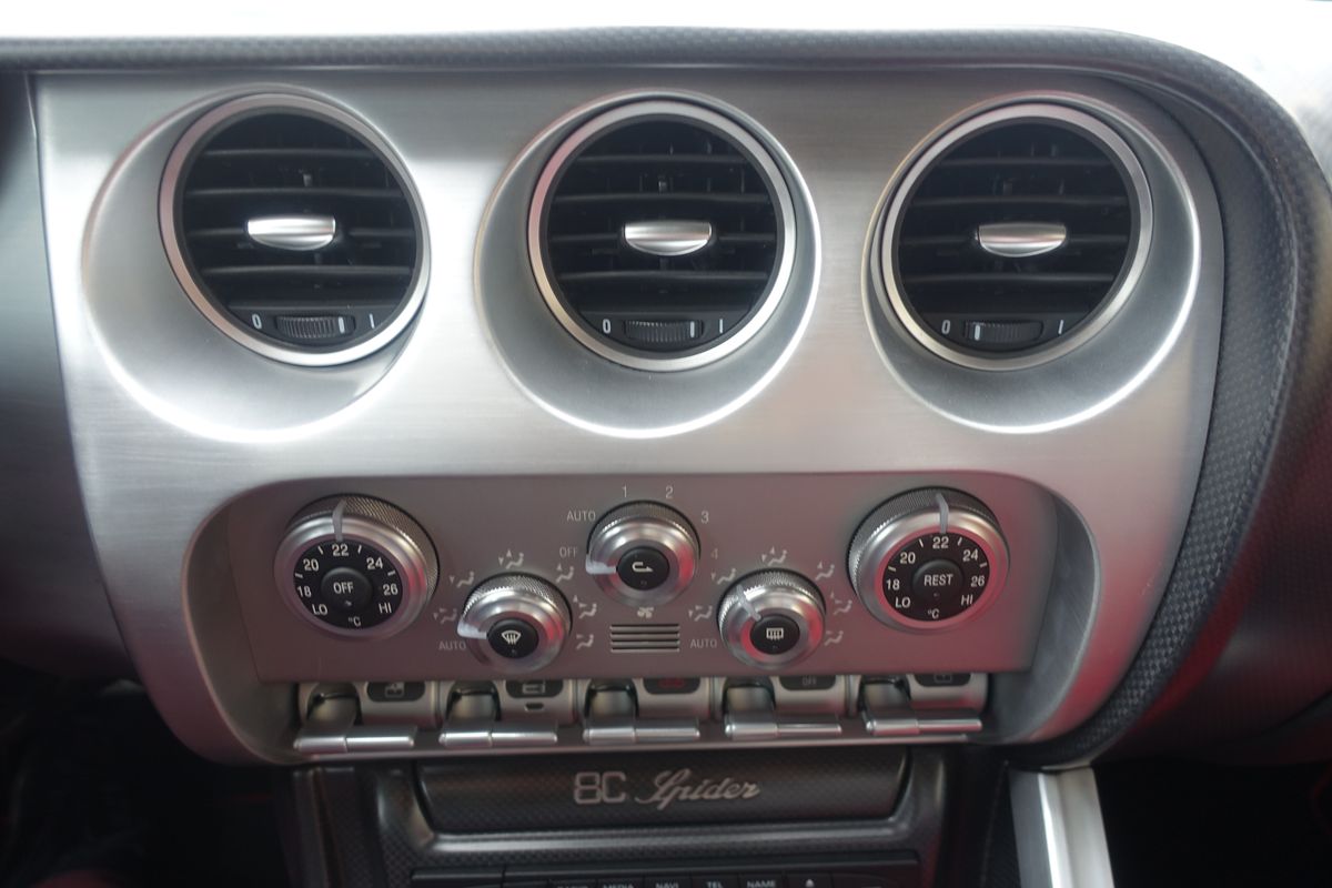 Alfa Romeo 8C Spider