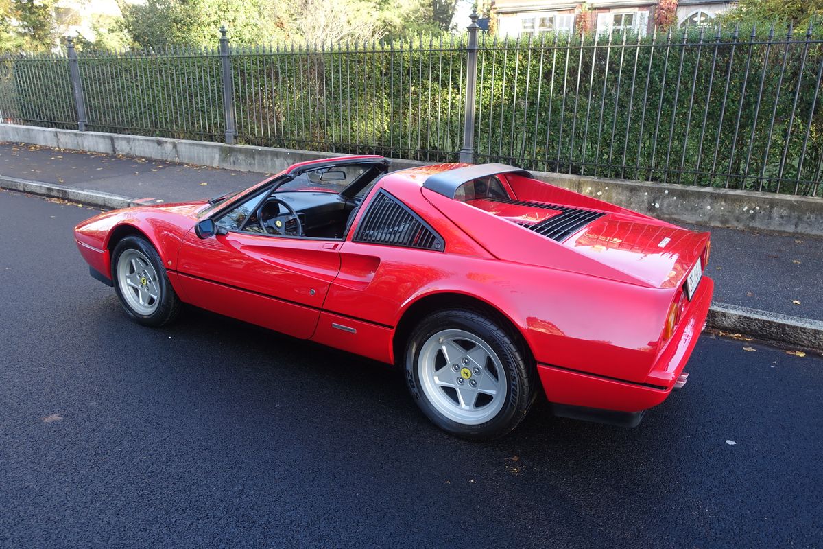 Ferrari 328 GTS