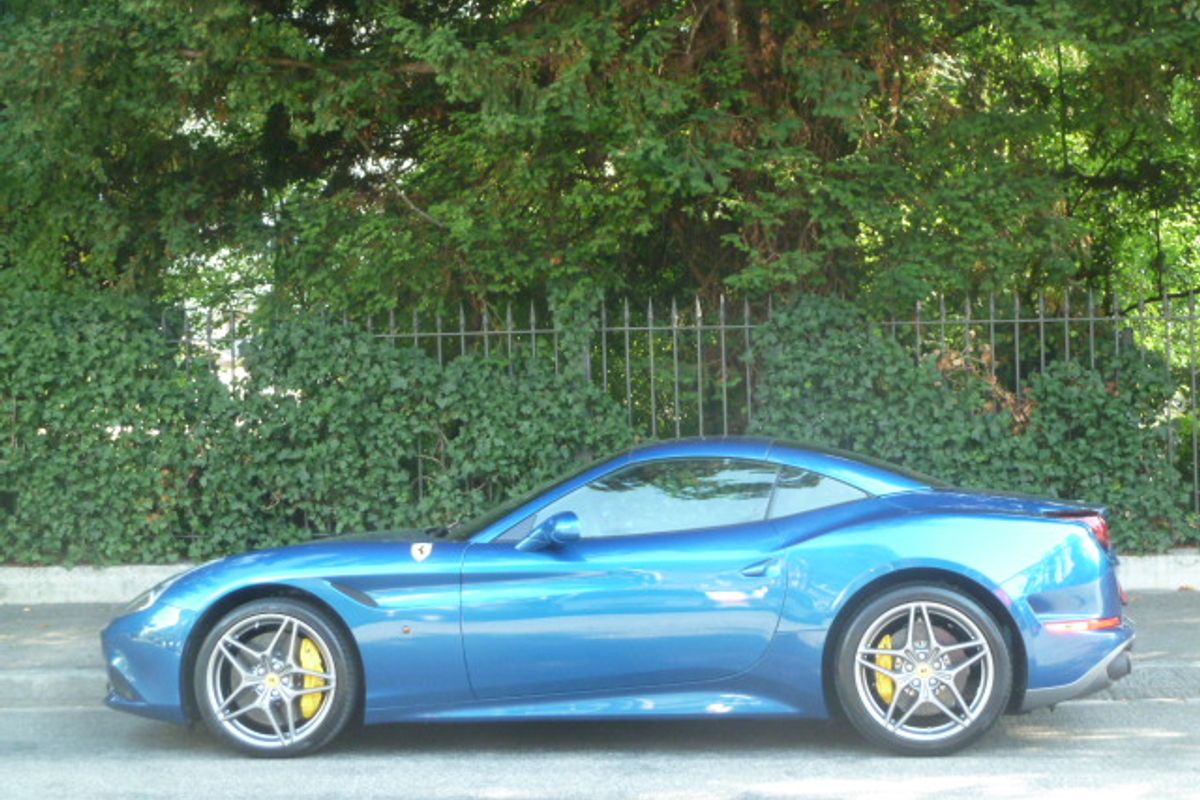 Ferrari California T