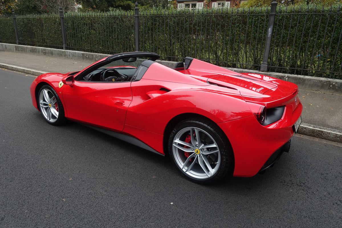 Ferrari 488 Spider