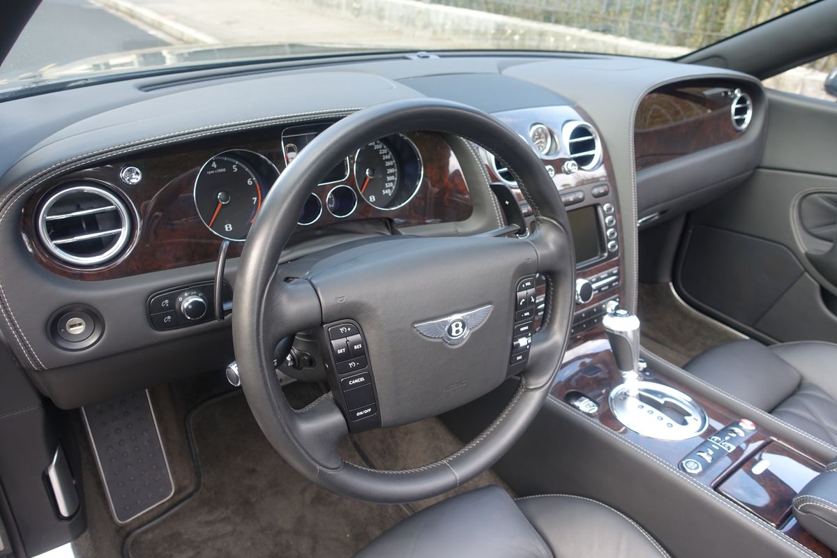Bentley Continental GTC