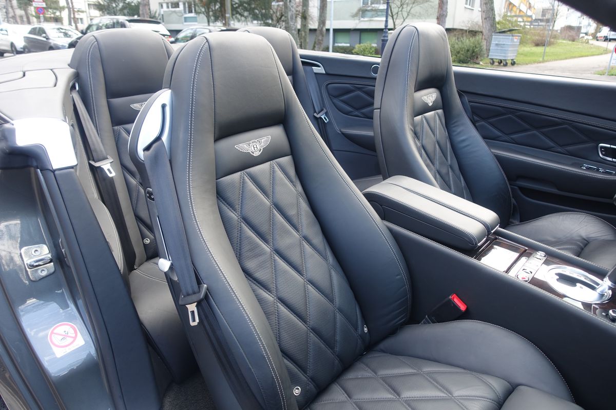 Bentley Continental GTC