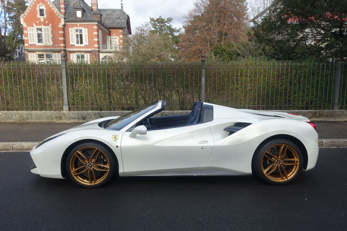 Ferrari 488 Spider