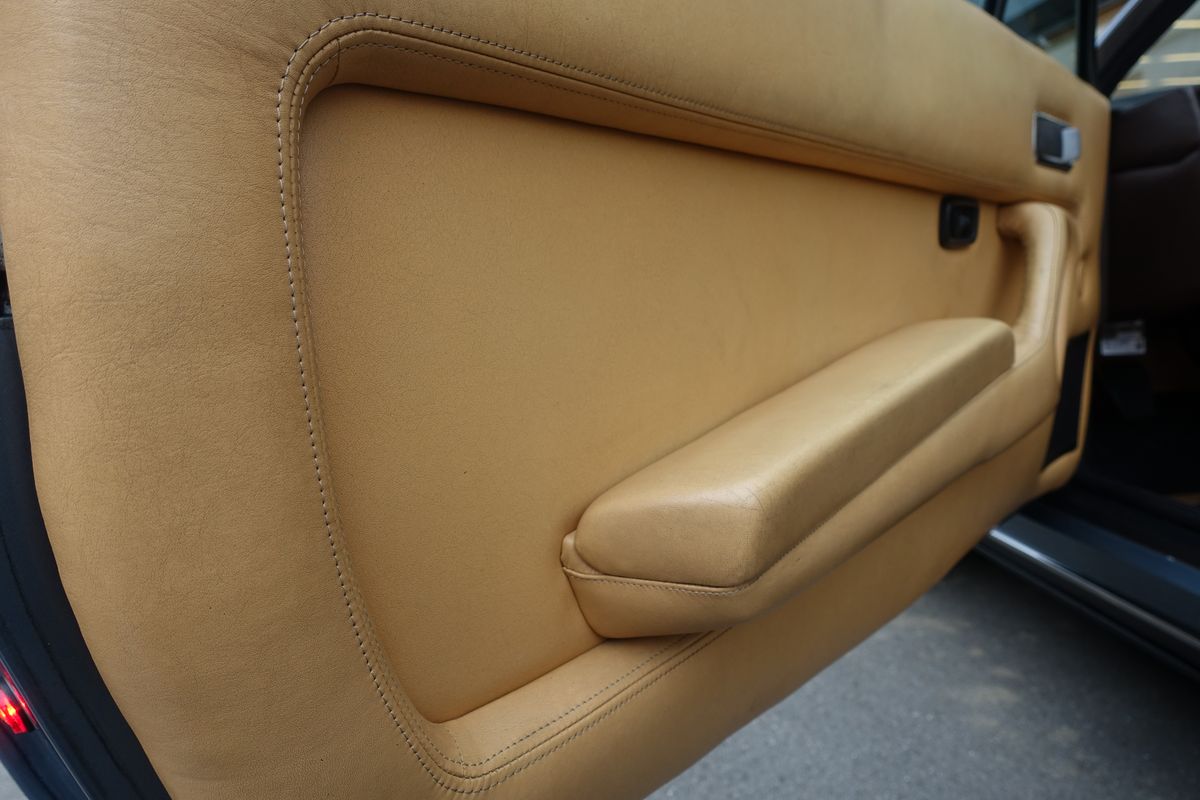 Ferrari 400i Manuale
