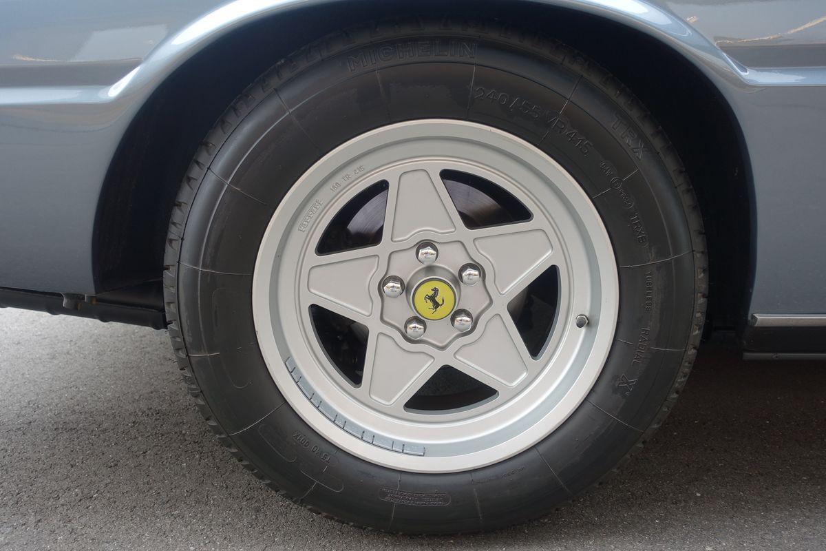 Ferrari 400i Manuale