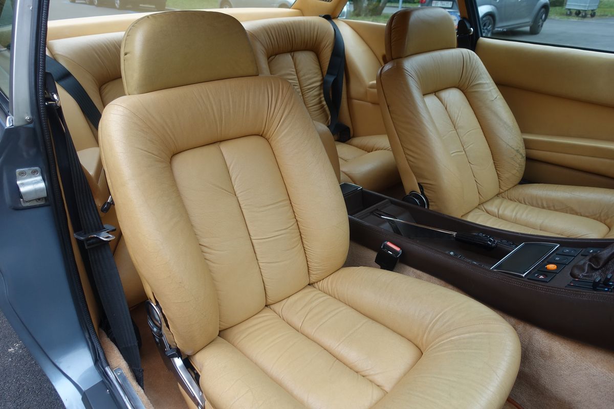 Ferrari 400i Manuale