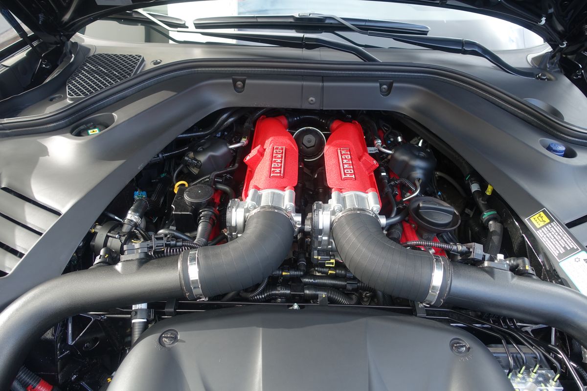 Ferrari California T