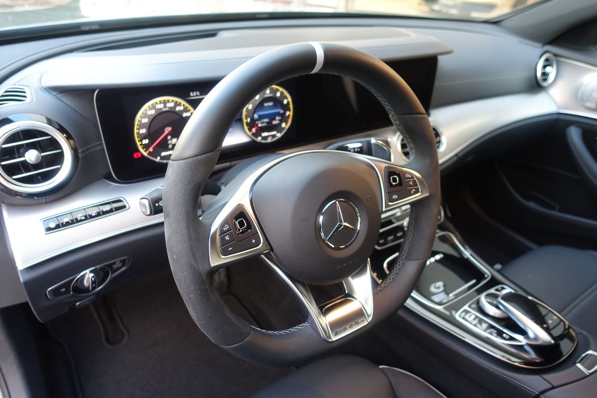 Mercedes-Benz E 63 AMG S 4Matic