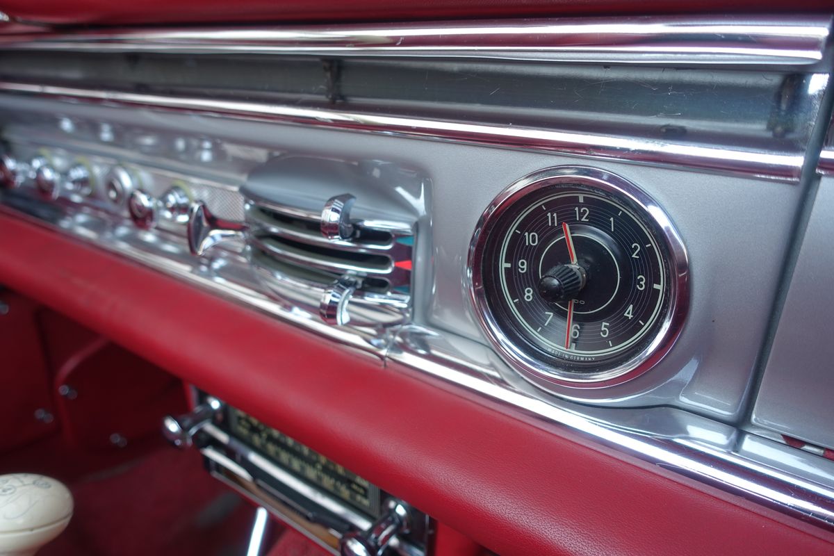 Mercedes-Benz 300 SL Roadster