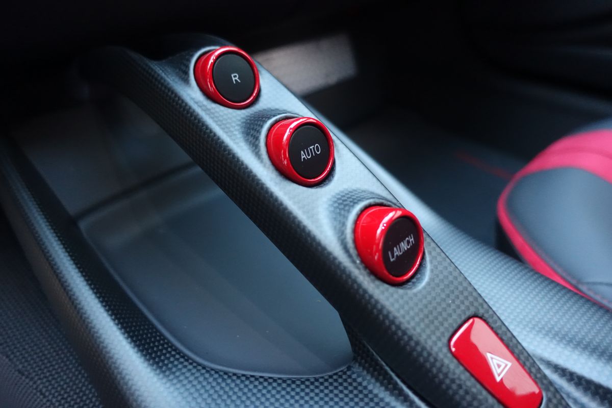 Ferrari 812 Superfast "Tailor Made"