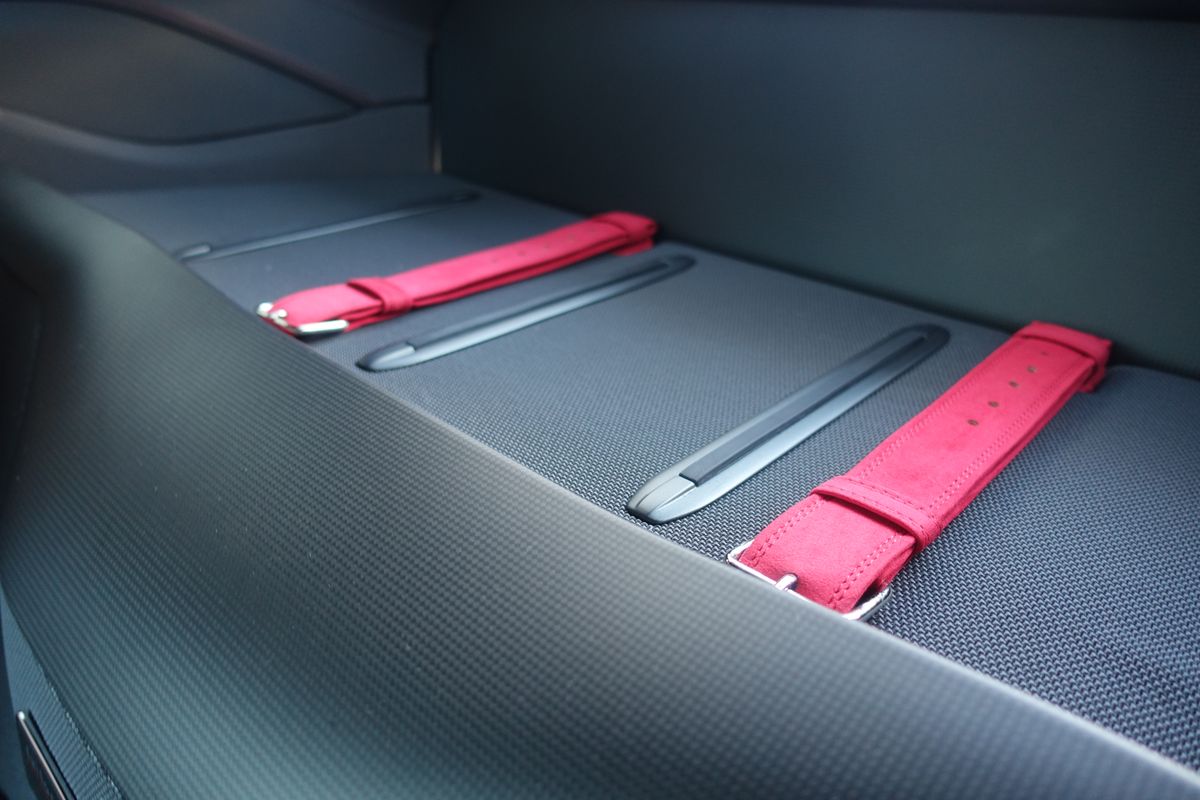 Ferrari 812 Superfast "Tailor Made"