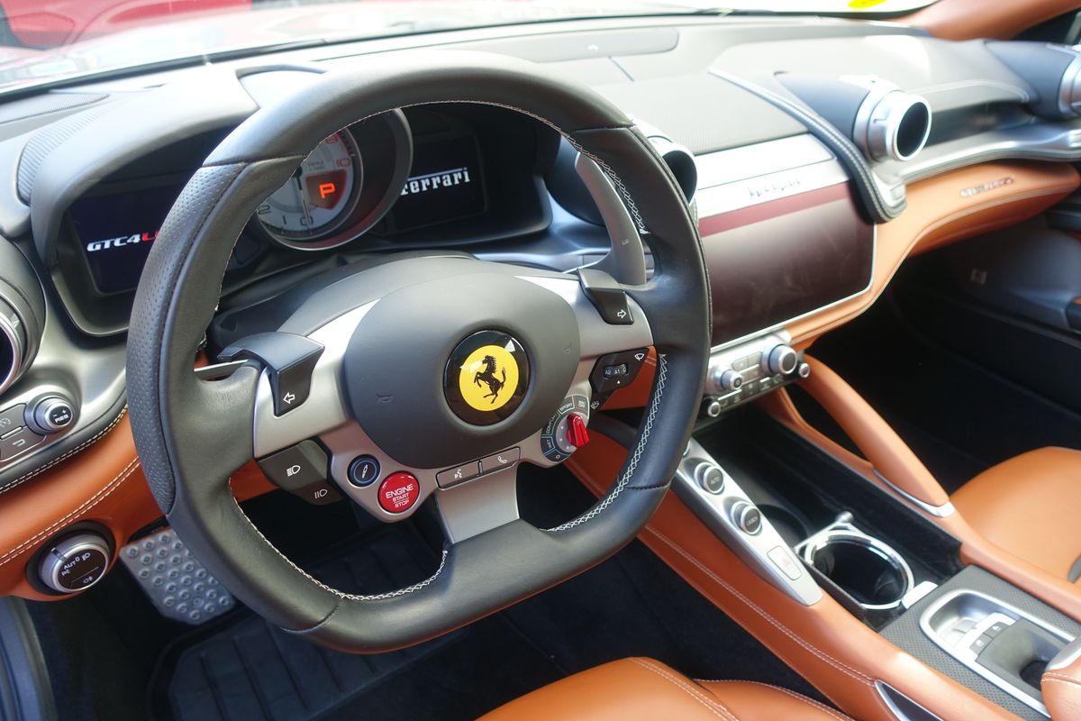 Ferrari GTC4 Lusso