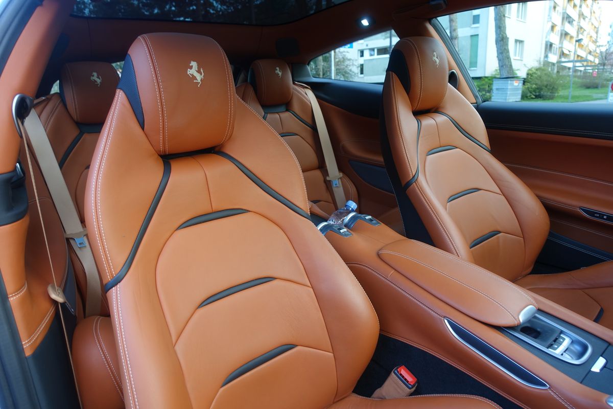 Ferrari GTC4 Lusso