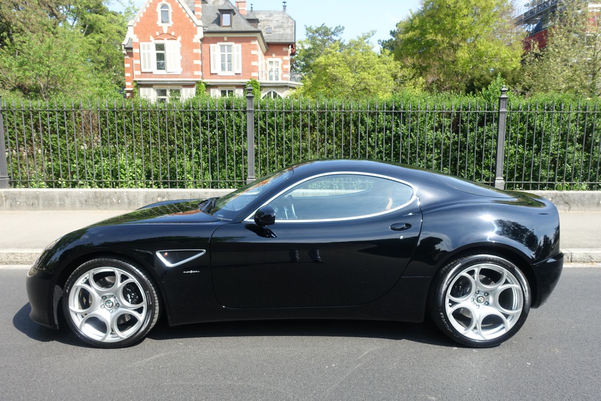 Alfa Romeo 8C Competizione