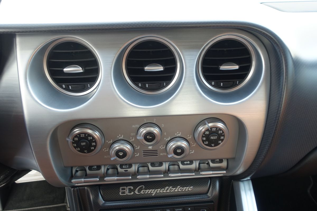 Alfa Romeo 8C Competizione