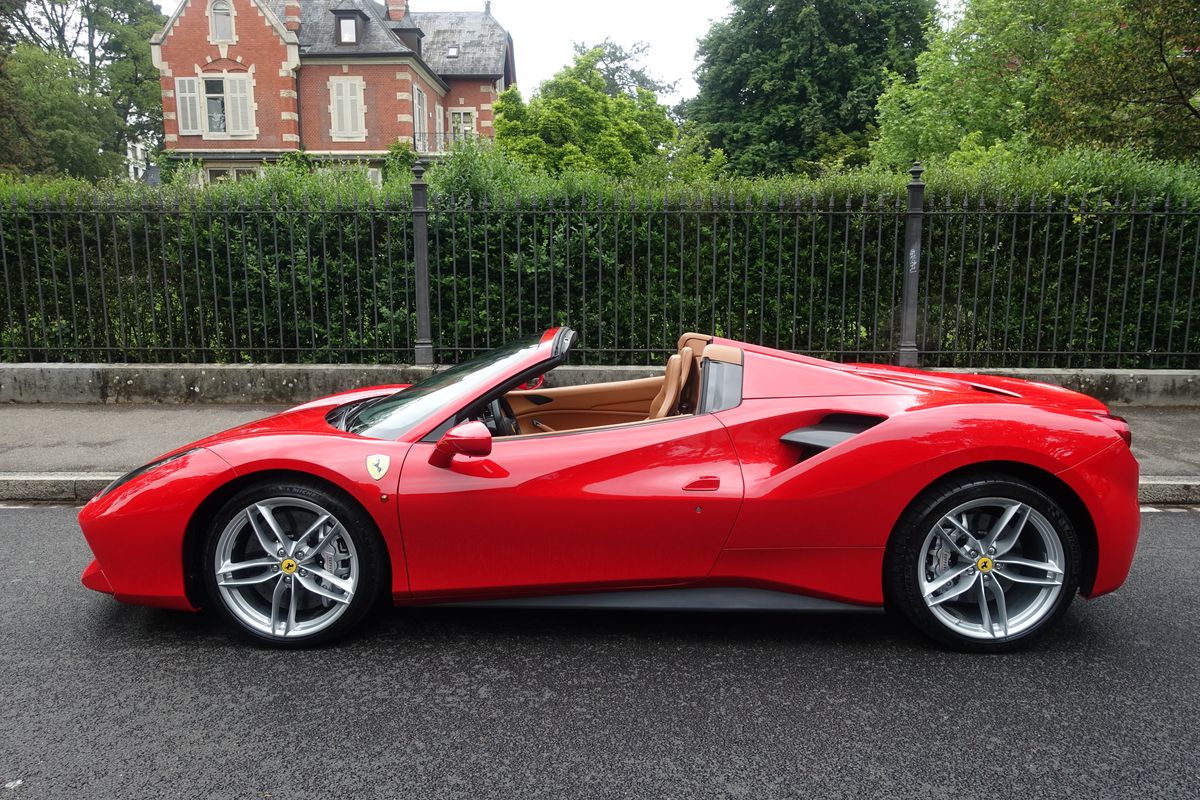 Ferrari 488 Spider