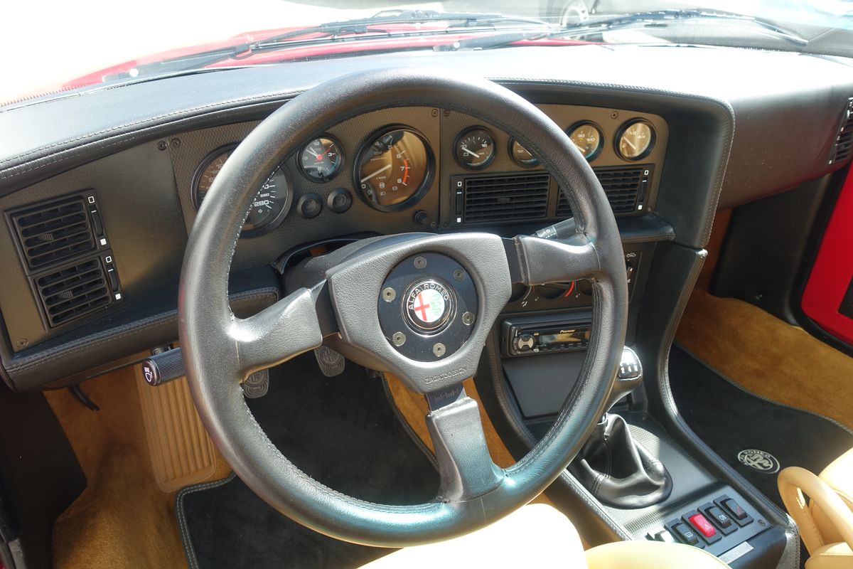 Alfa Romeo Zagato SZ