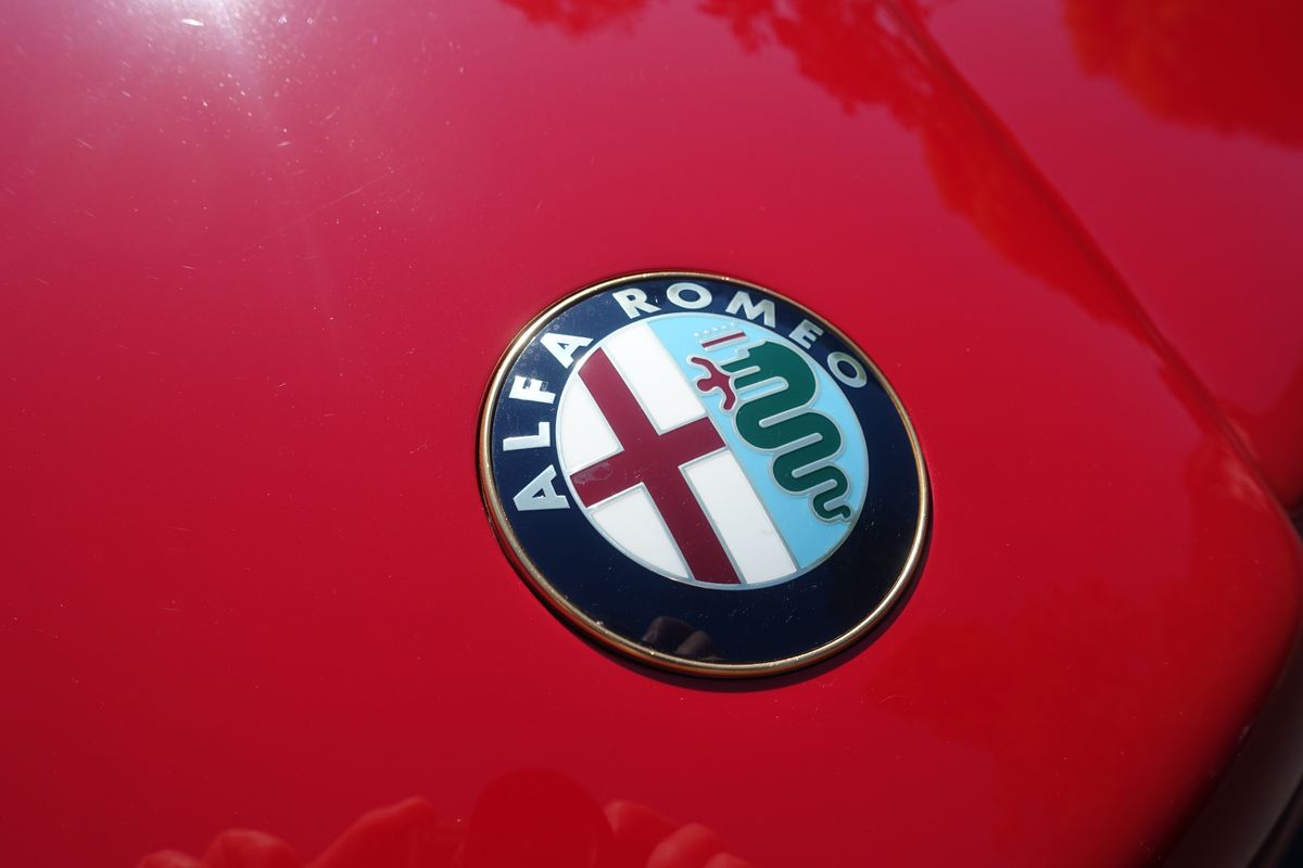 Alfa Romeo Zagato SZ