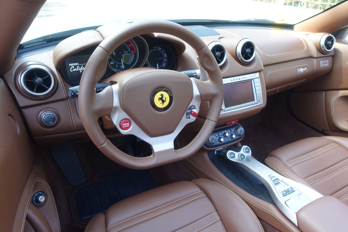 Ferrari California