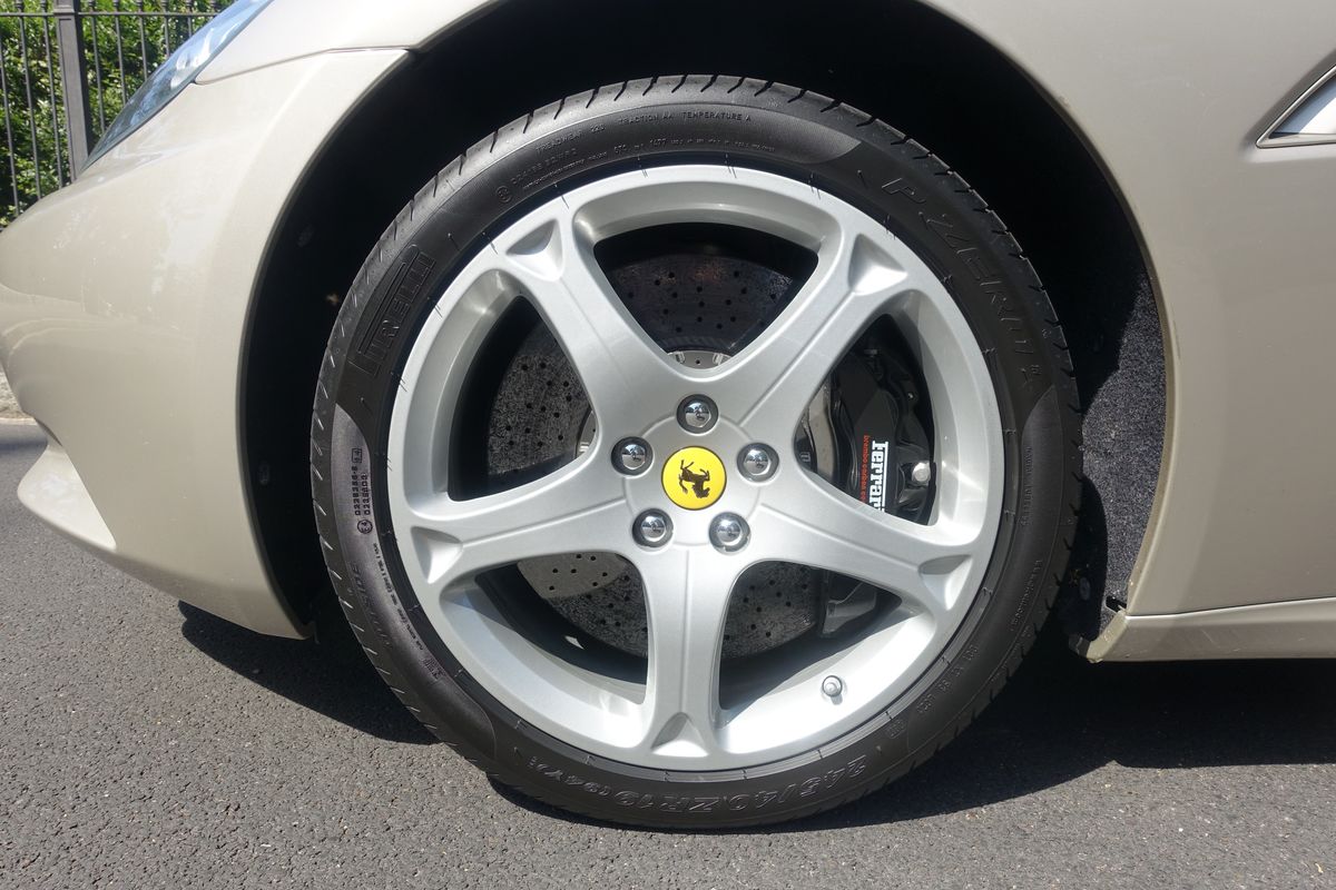 Ferrari California