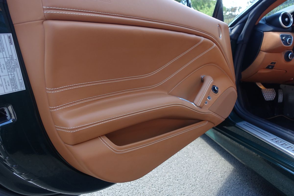 Ferrari California T