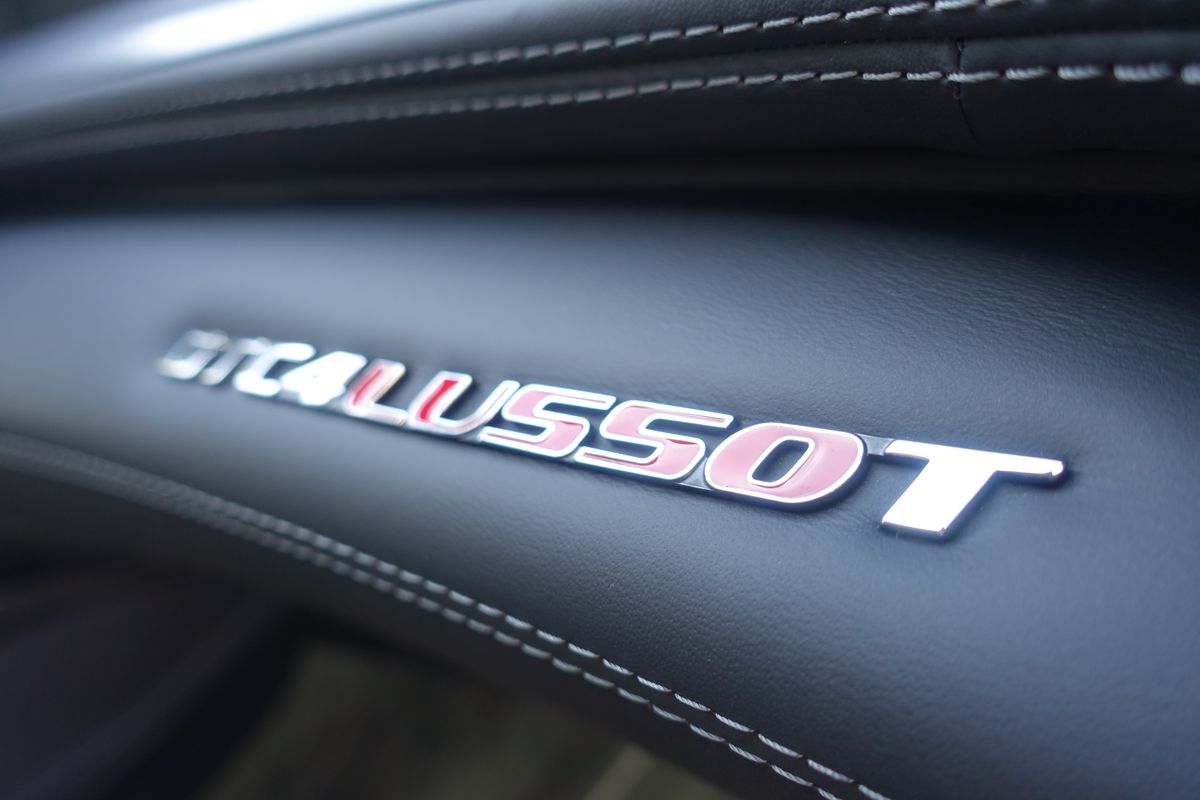 Ferrari GTC4 Lusso T