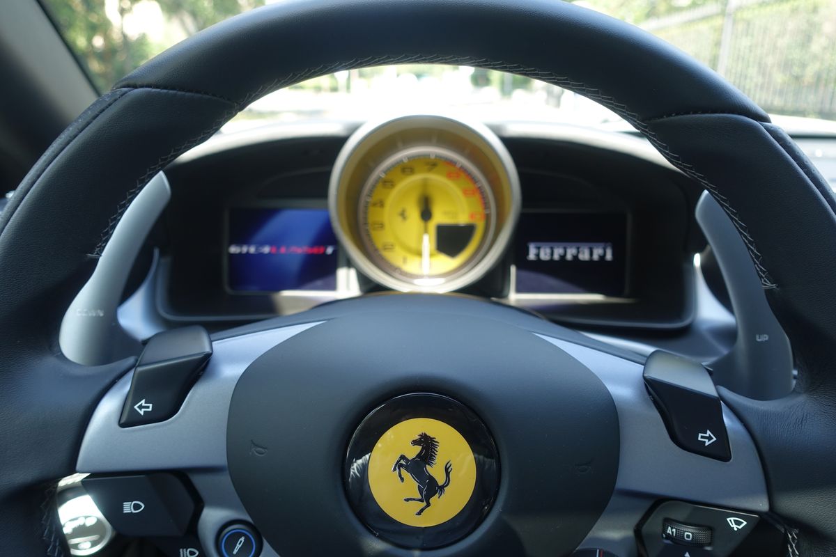 Ferrari GTC4 Lusso T