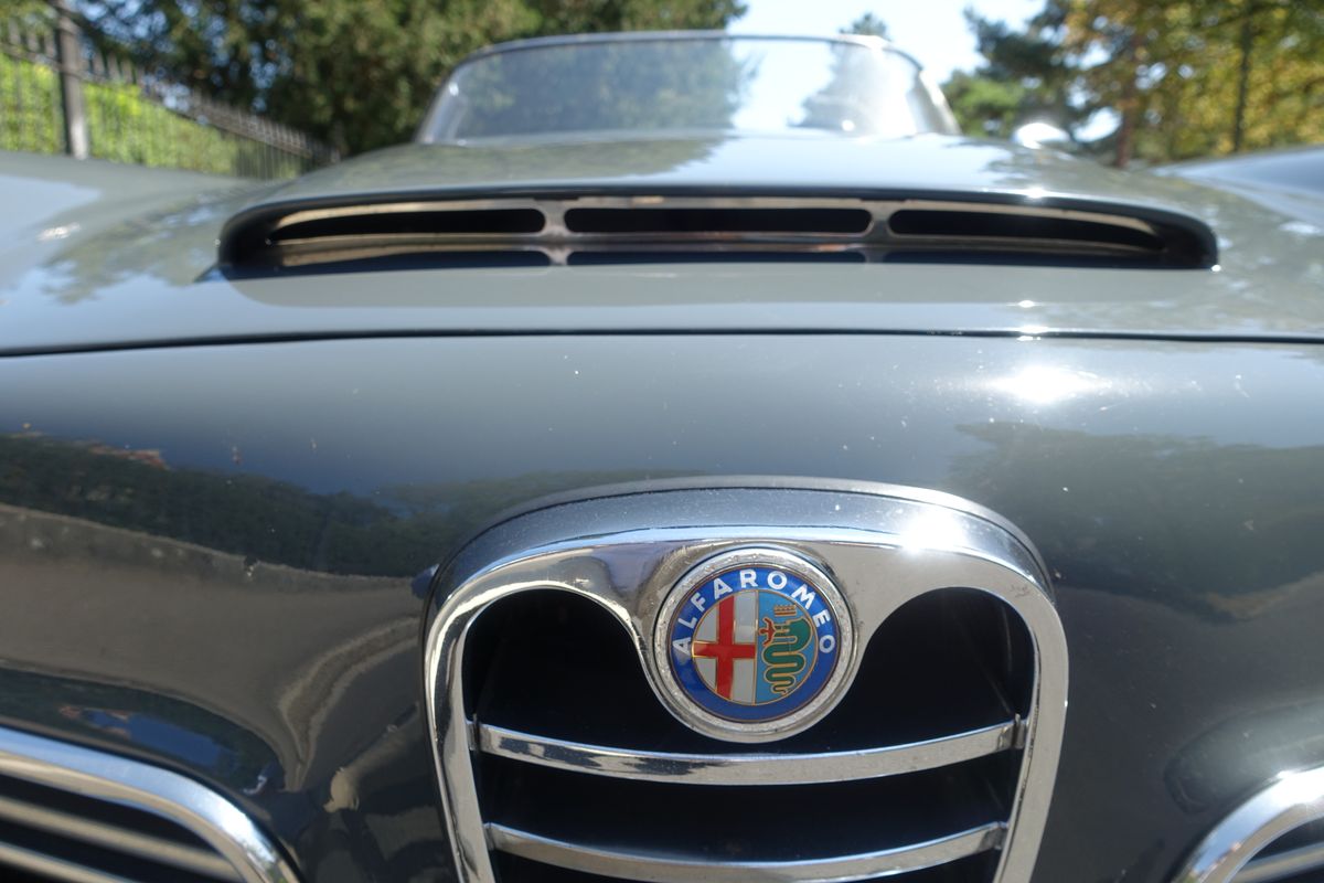 Alfa Romeo 2600 Spider