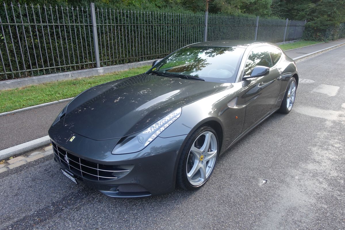 Ferrari FF