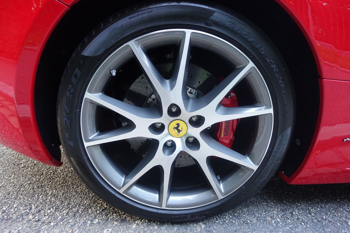Ferrari California