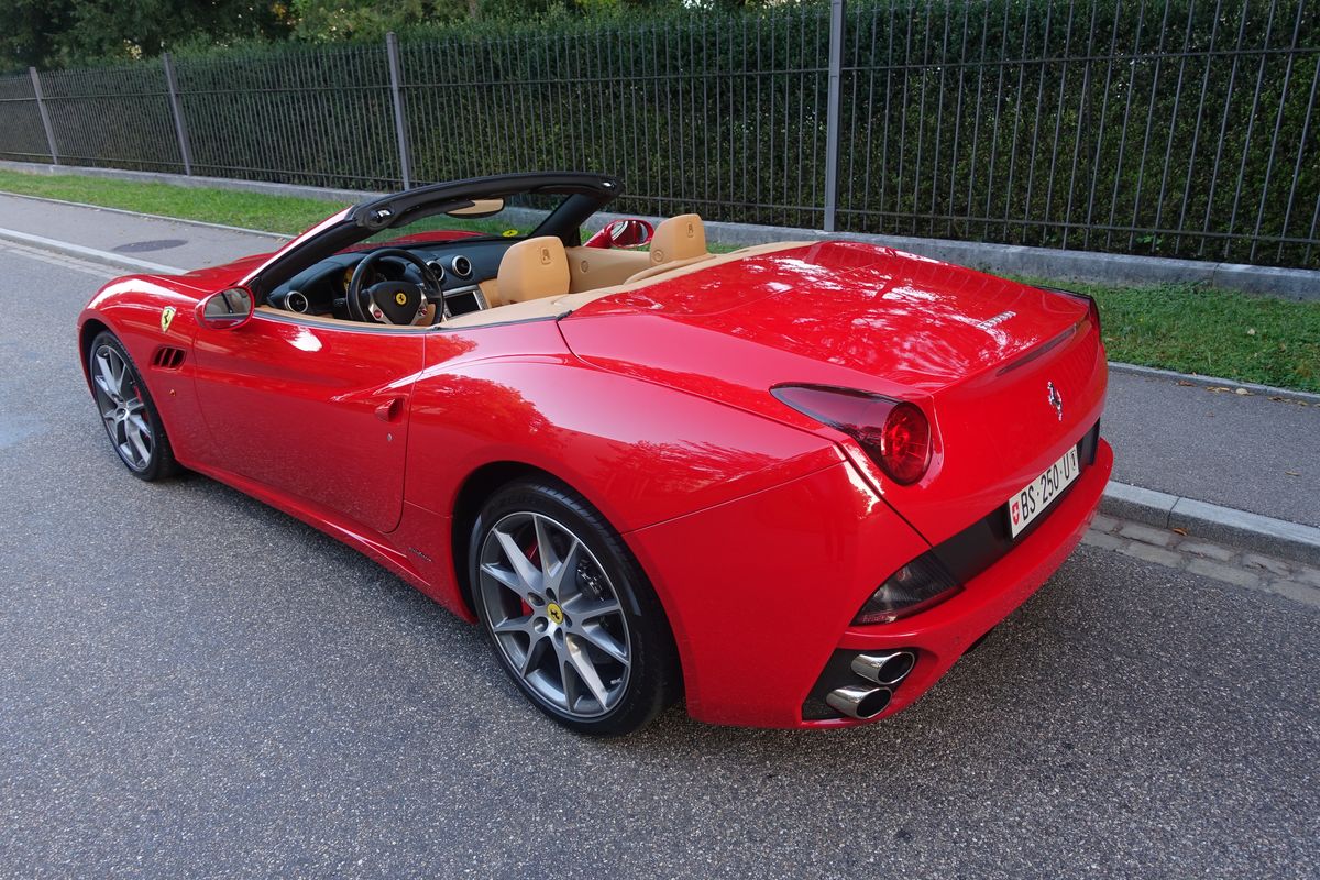 Ferrari California