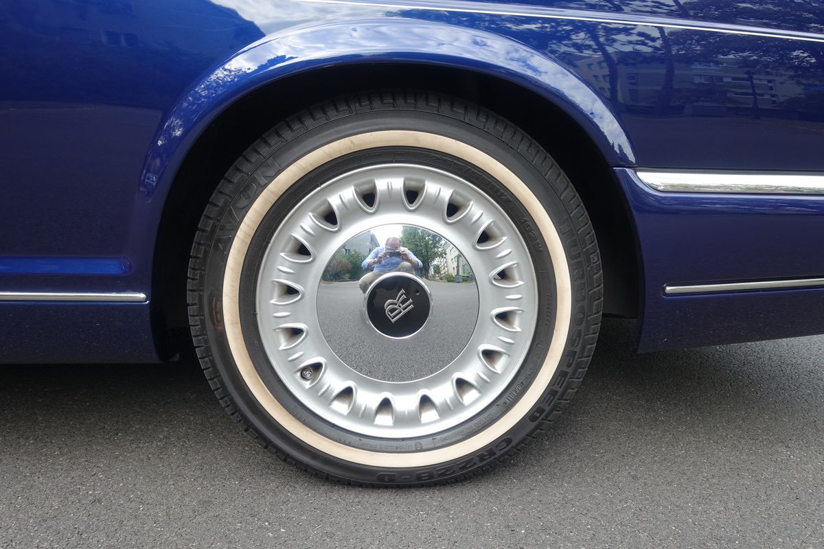 Rolls-Royce Corniche