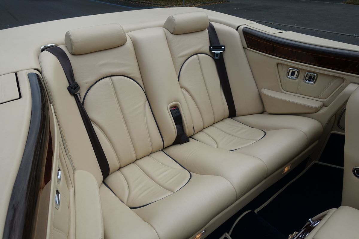 Rolls-Royce Corniche