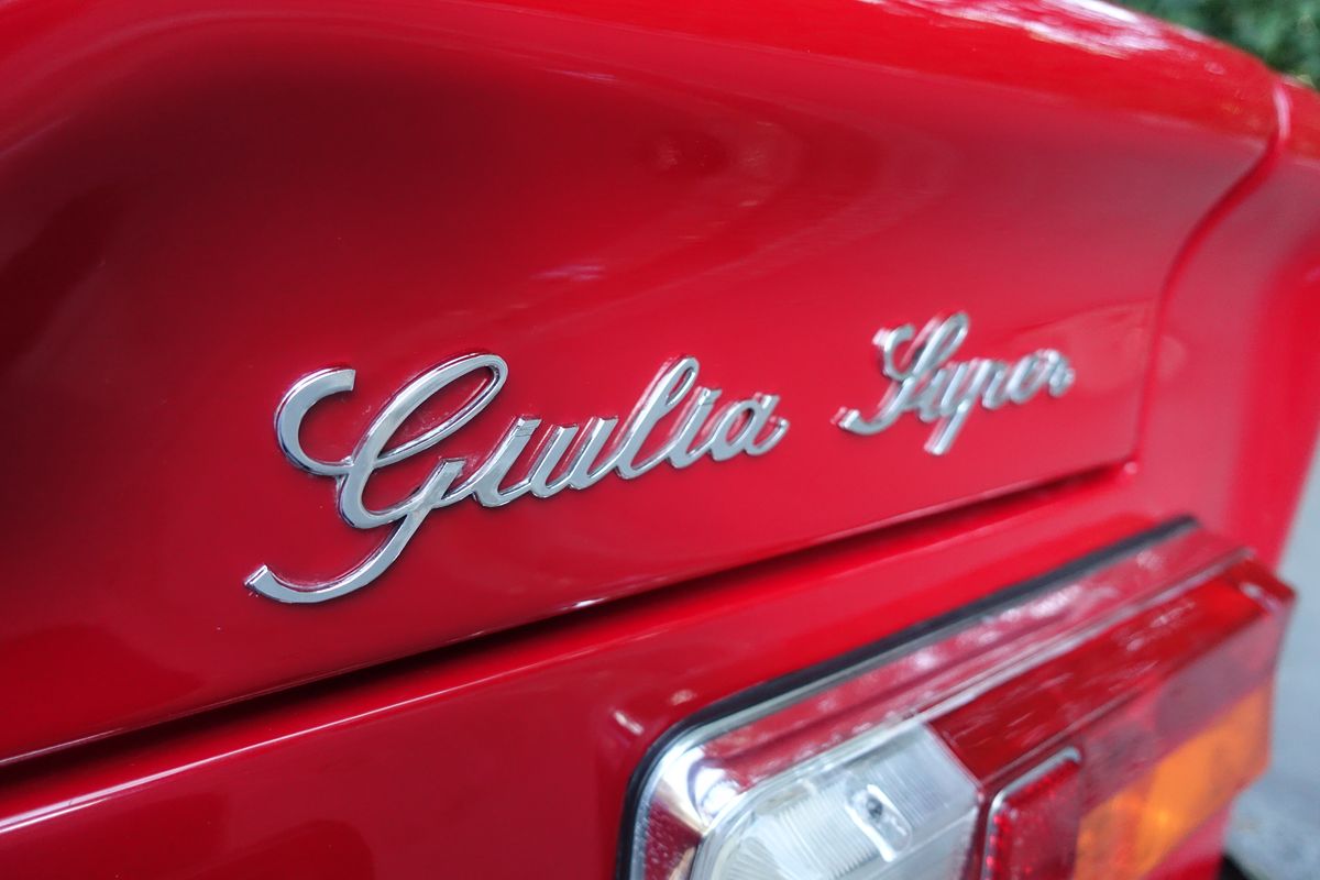 Alfa Romeo Giulia 1600 Super