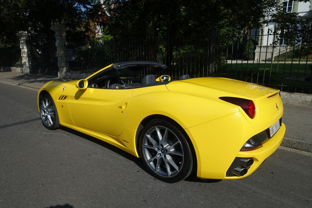 Ferrari California