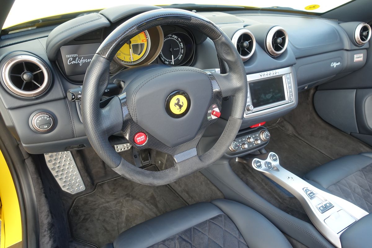 Ferrari California