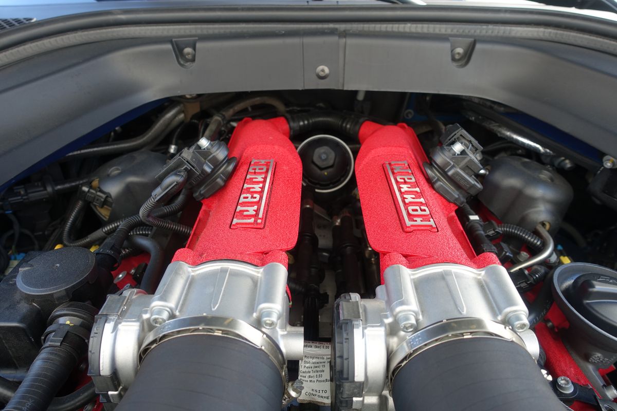 Ferrari California T