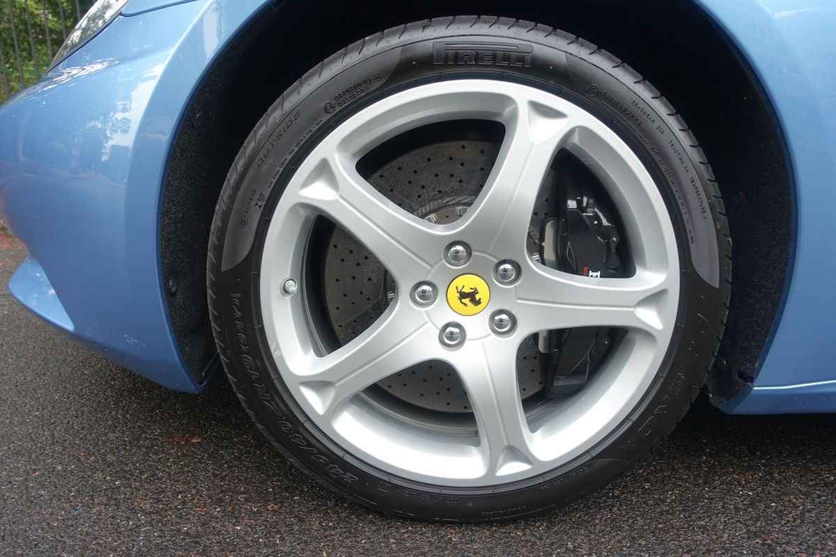 Ferrari California